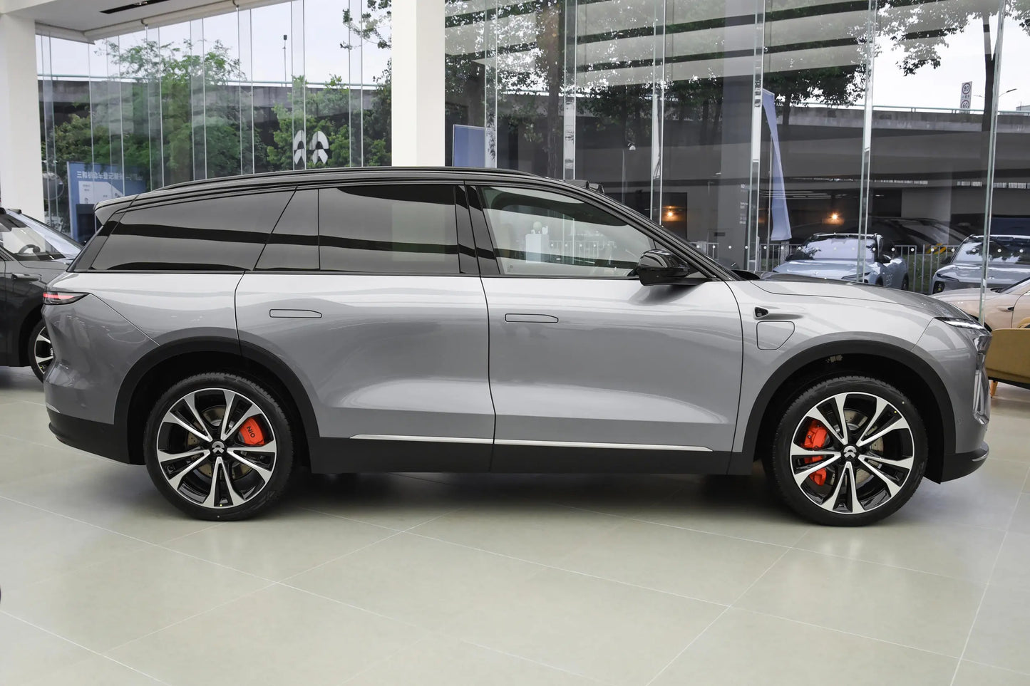 NIO ES8 2024 100kWh Signature Edition