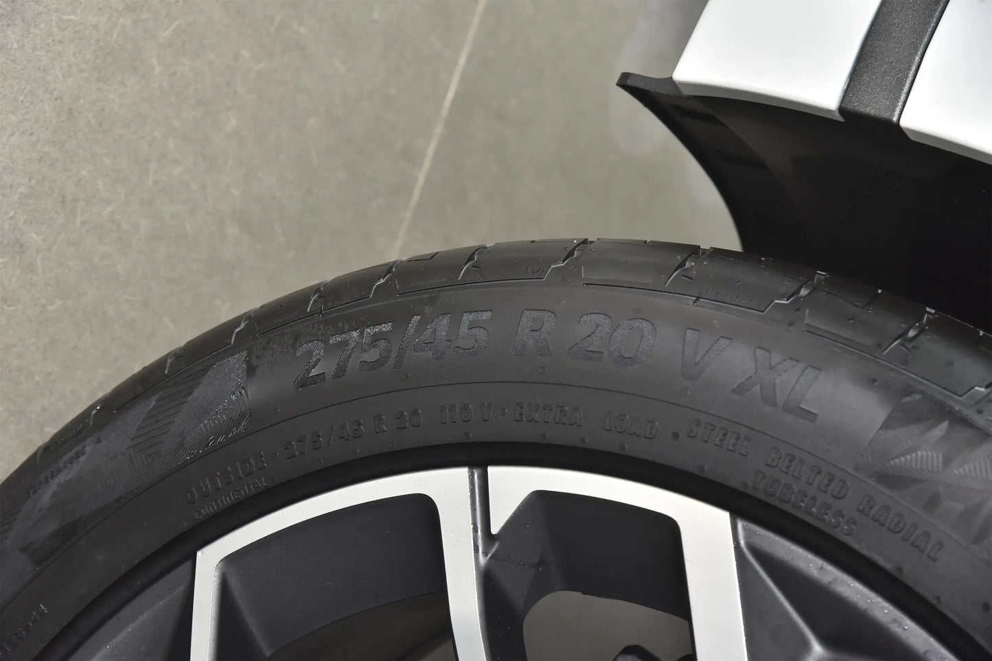 Lynk & Co 09 2024 2.0T AWD Global Edition