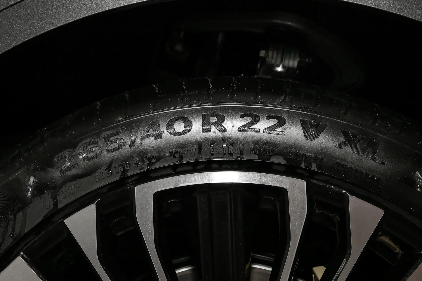 Avatr 11 2024 700 Triple-Laser AWD Recommended Edition