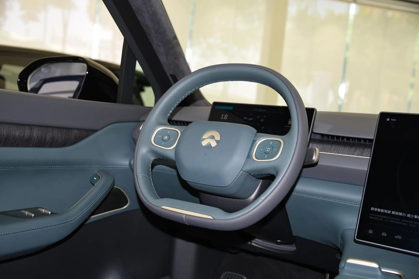 NIO ES8 2024 100kWh Signature Edition