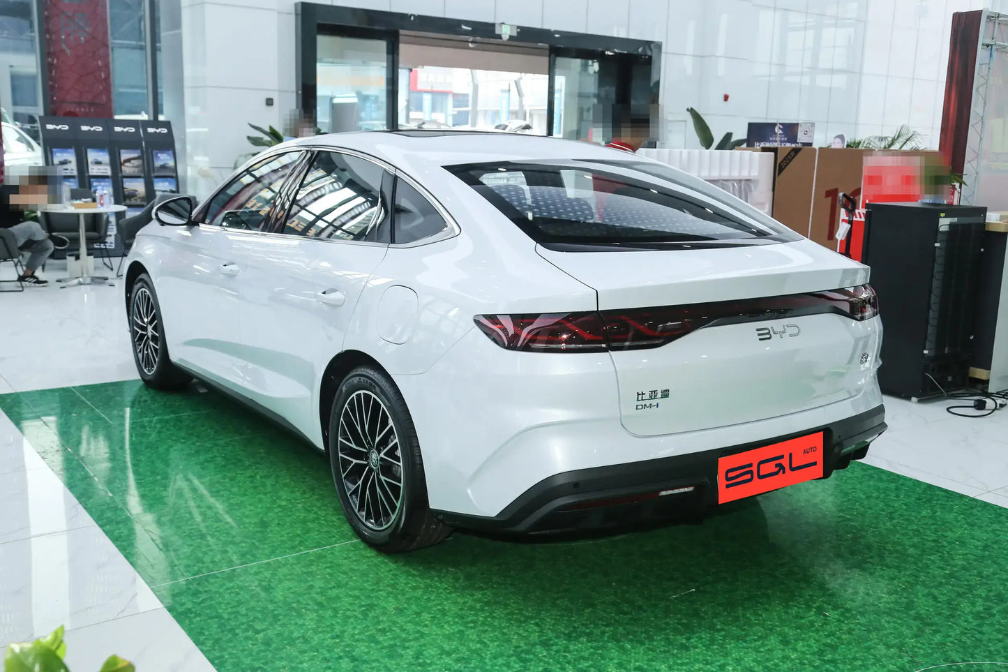 Qin L DM-i 2024 Model 120KM Excellence Edition